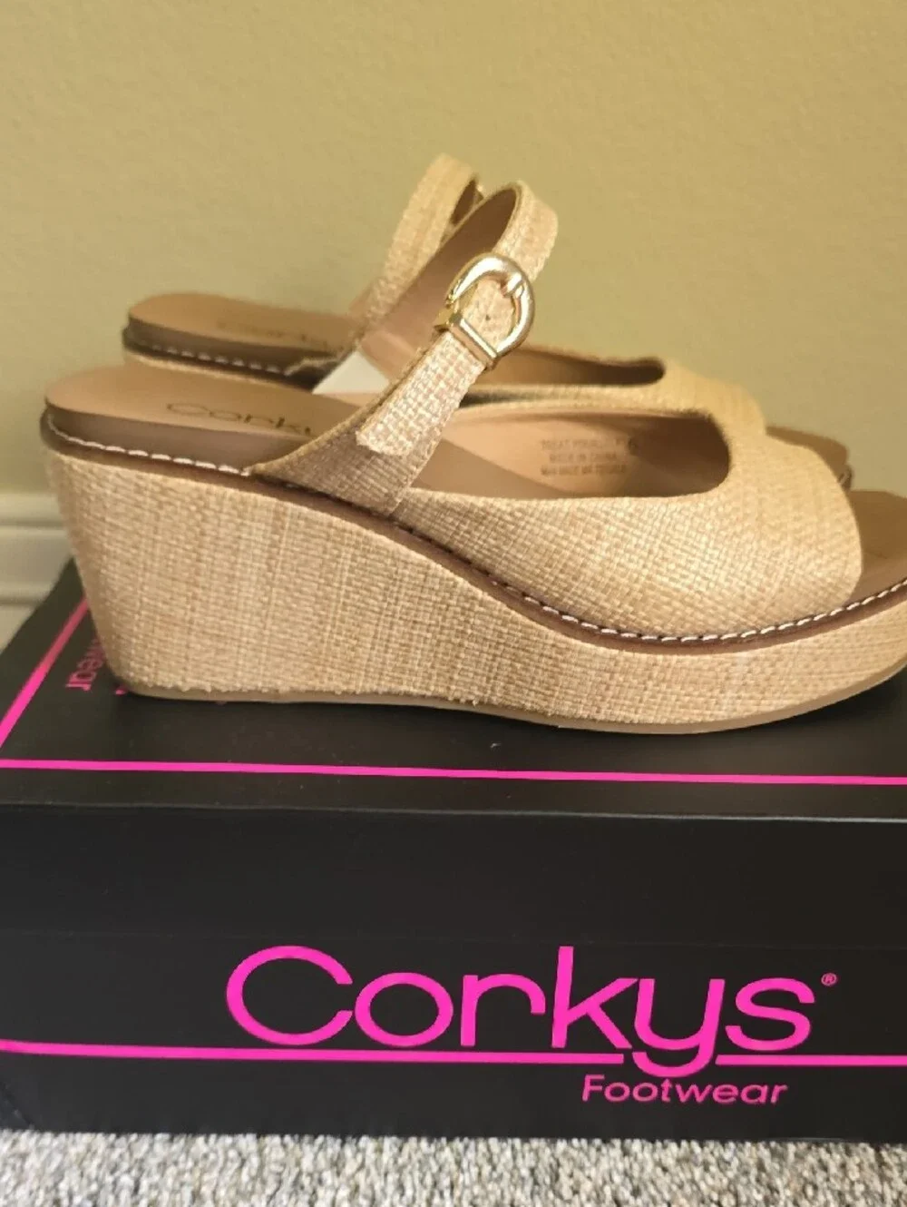 Corkys Treat Yourself Wedge